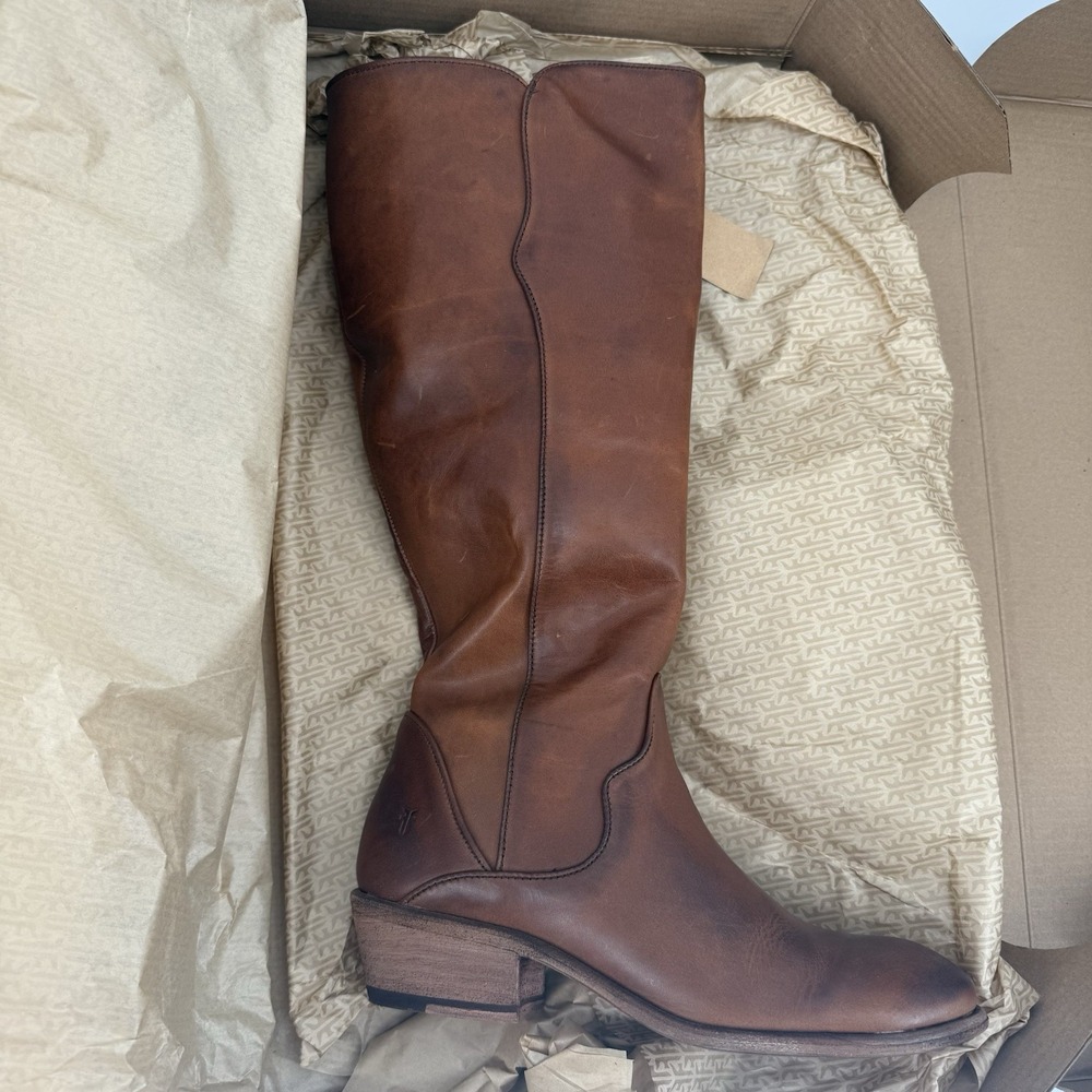 NIB RARE Frye Carson Piping Tall Women's Size 8M Boots - Caramel - Extended Calf - Picture 6 of 15
